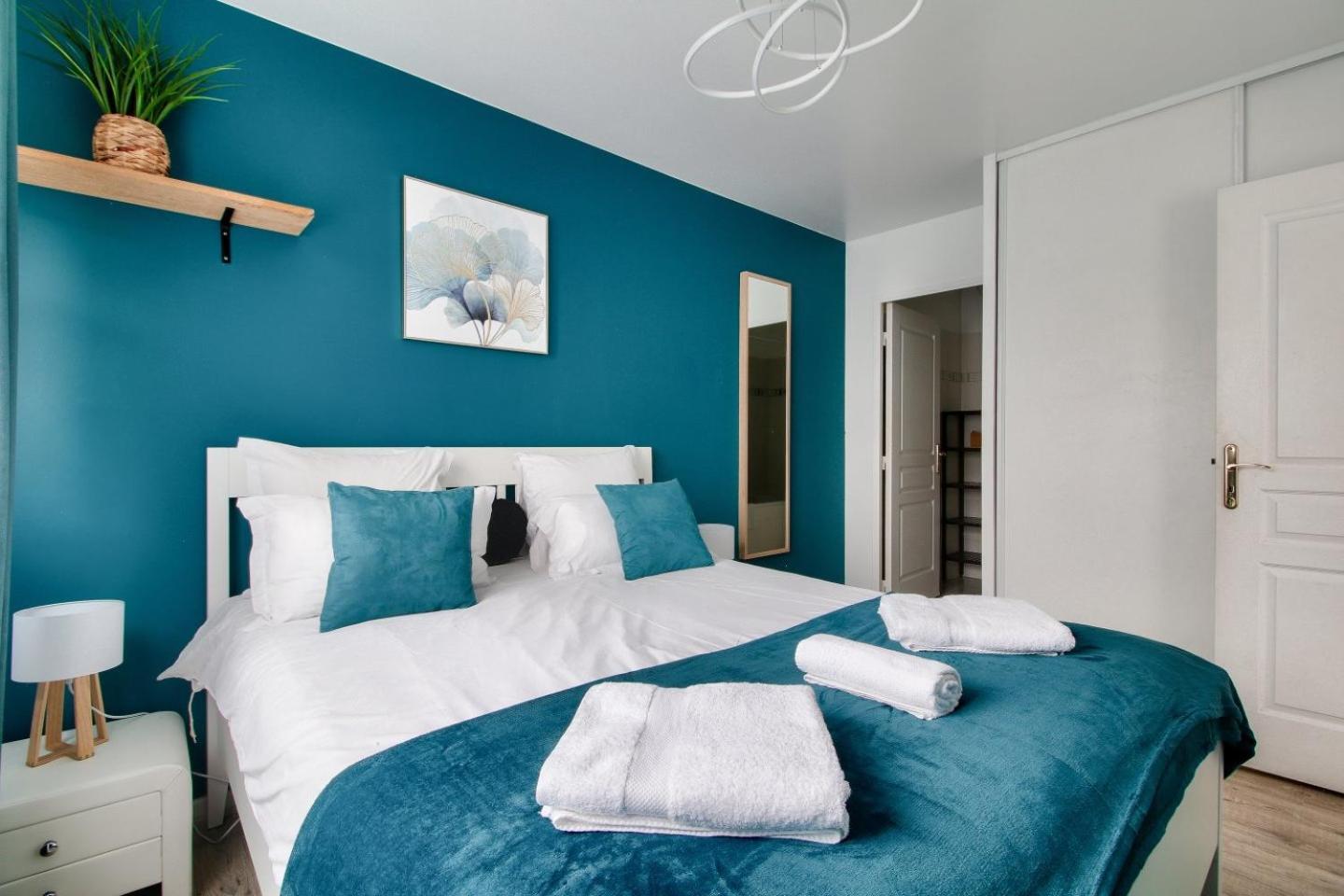 123Home-Loft & Spa Montevrain Bagian luar foto