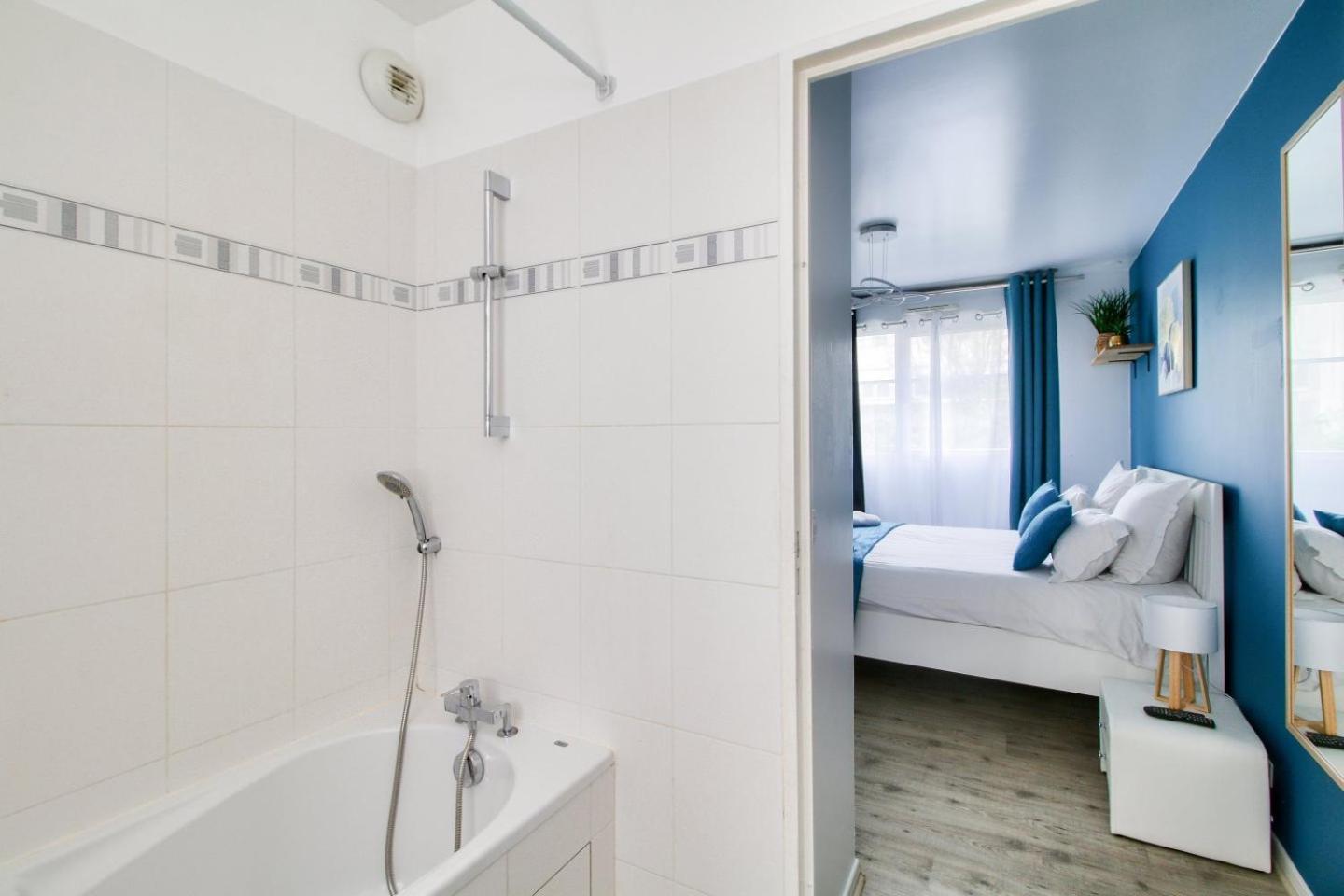 123Home-Loft & Spa Montevrain Bagian luar foto