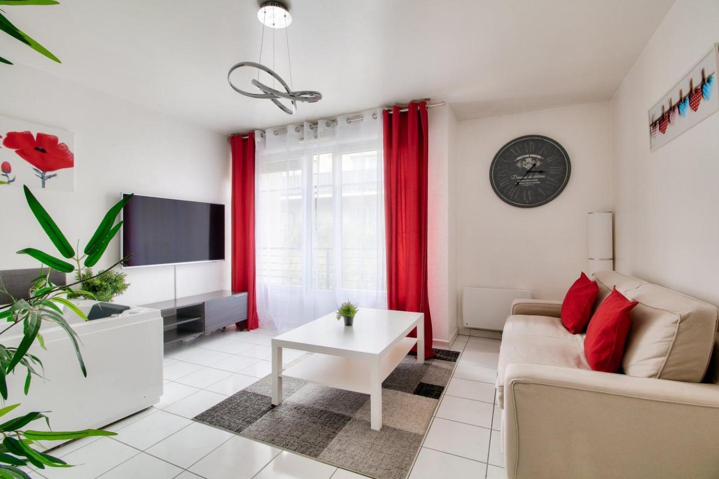 123Home-Loft & Spa Montevrain Bagian luar foto